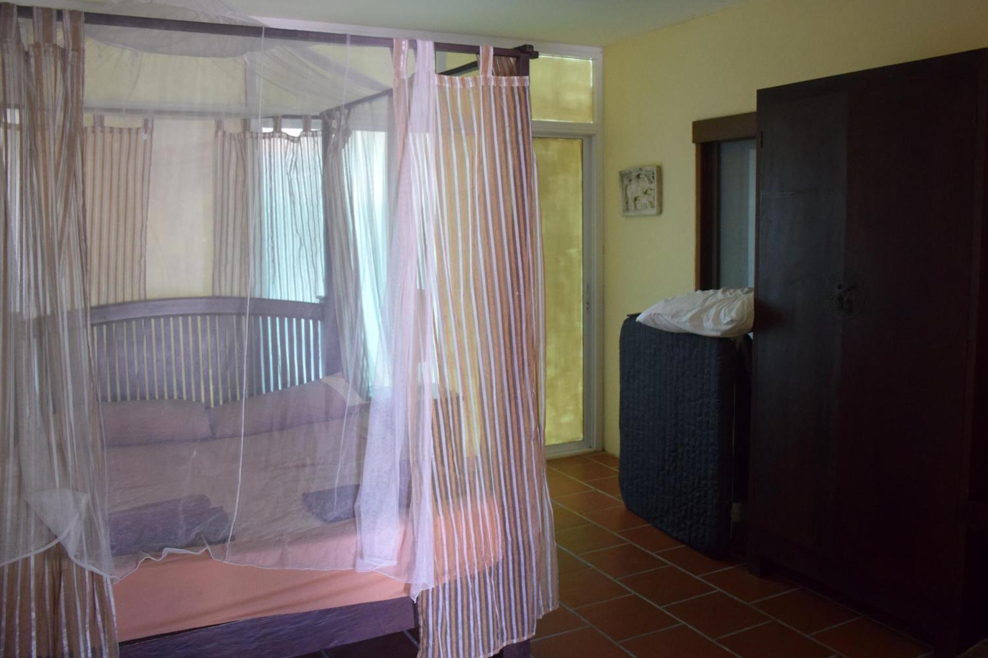 Sanuk Bungalows Rawai Oda fotoğraf