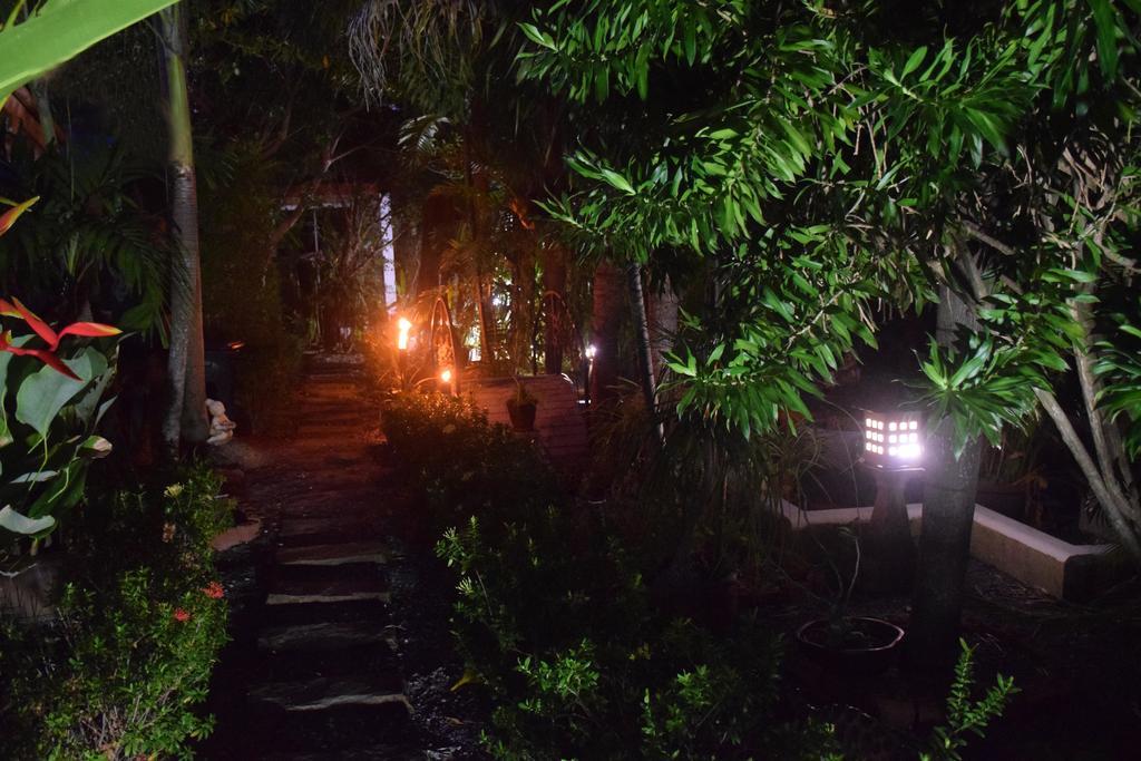 Sanuk Bungalows Rawai Dış mekan fotoğraf