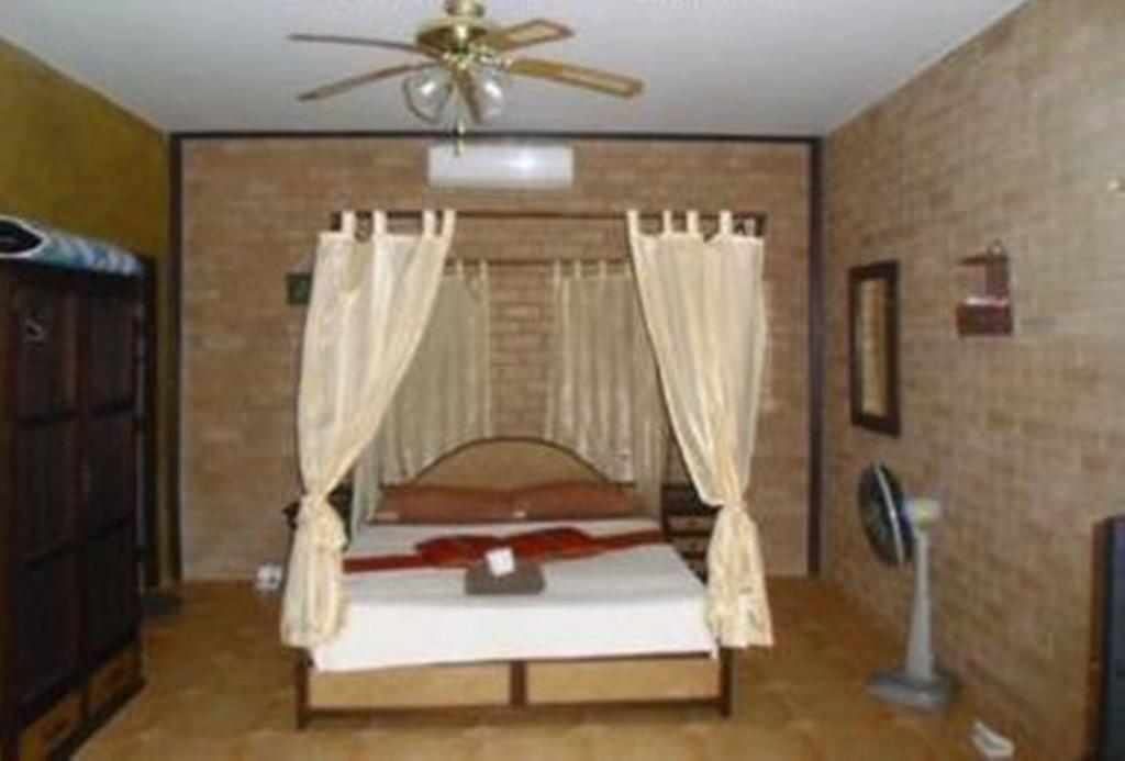 Sanuk Bungalows Rawai Oda fotoğraf